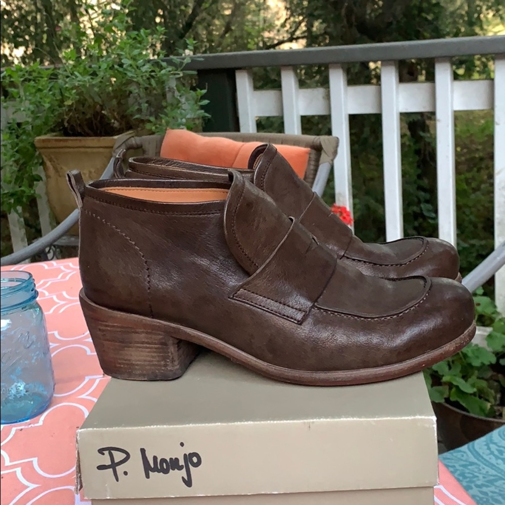 P. Monjo booties